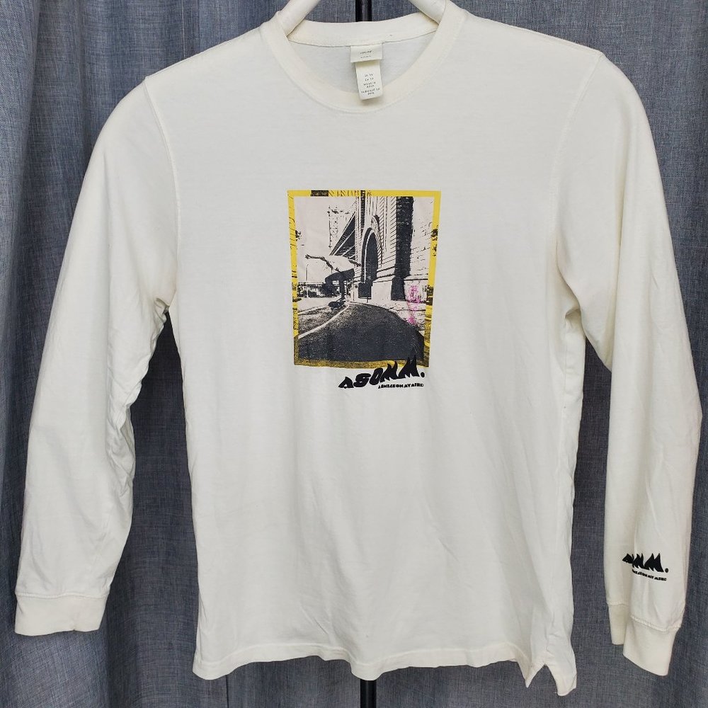 H&M L.O.G.G, Men's Long Sleeve ASOMM Graphic Tee Size XS